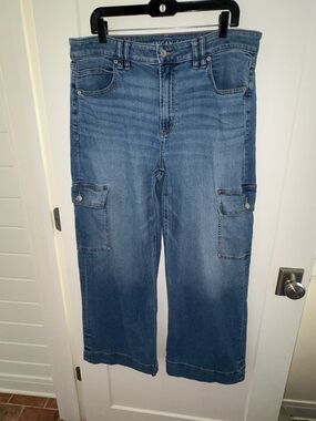 American Eagle super High-rise baggy wide leg cargo jeans 14 Reg EUC